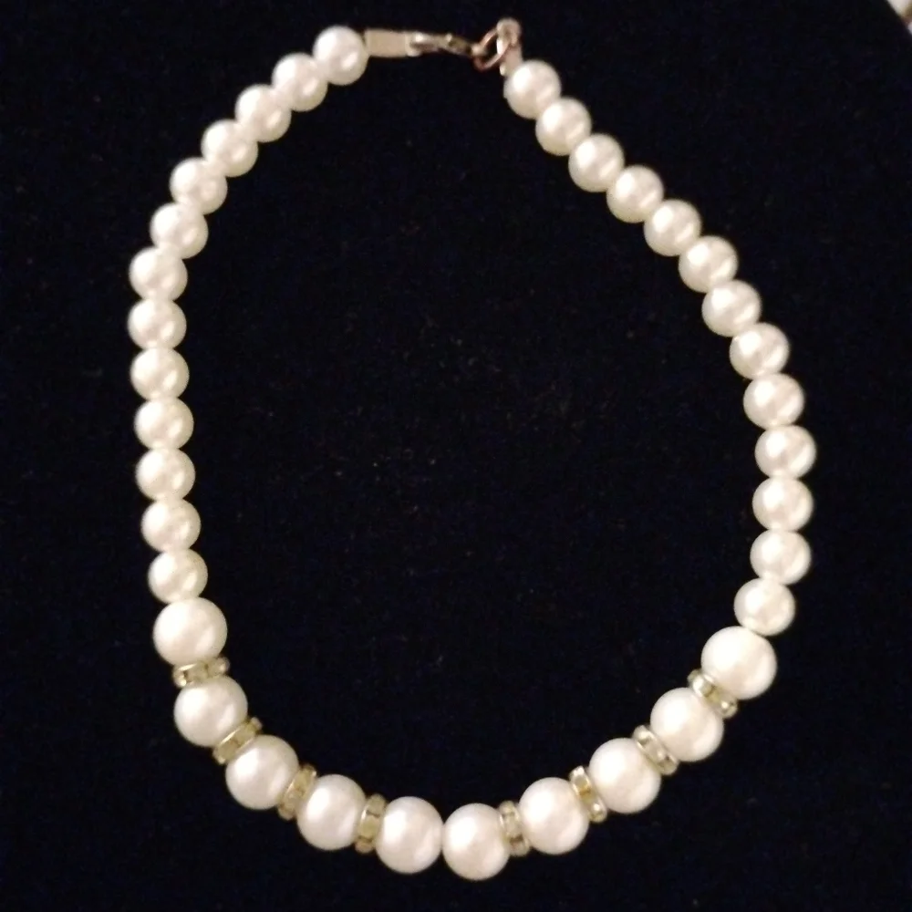 Elegant Faux Pearl Necklace with Silver Accents and Rhinestones Length 6' Girls'
